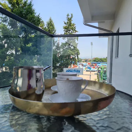 公寓 Esperanto Next To The Aqua Park