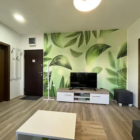 Esperanto Next To The Aqua Park * 雅戈丁那